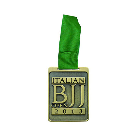 medal maker